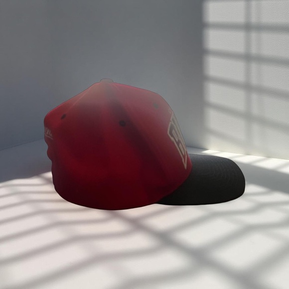 NEW Mitchell & Ness Chicago Bulls Snapback Hat Red Black | Hardwood Classics NBA - Picture 7 of 9